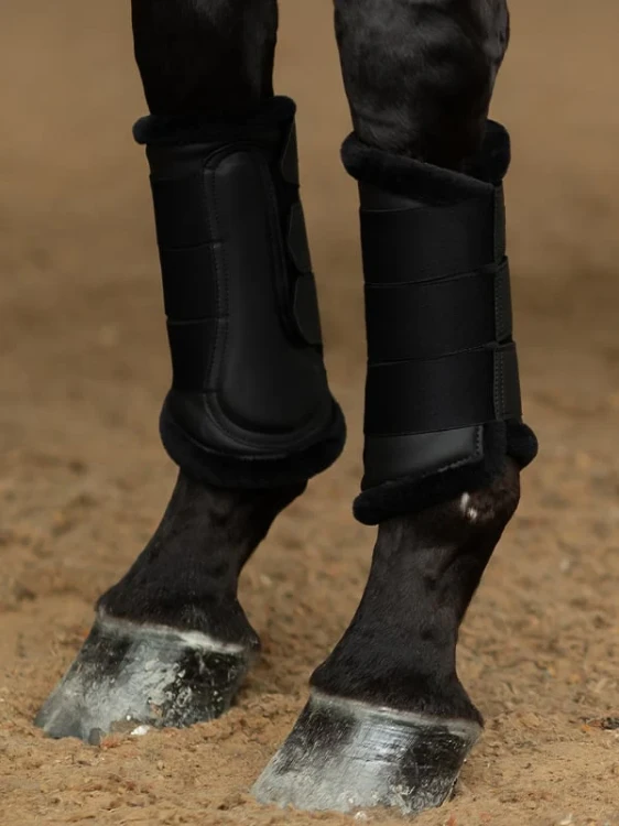 black-brushing-boots-benskydd-gamaschen-beenbeschermers-hov (1).webp