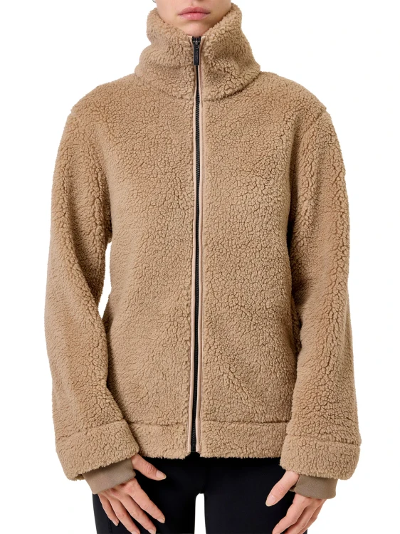 Teddy-jacket-Sand-1020e-1536x2048.webp