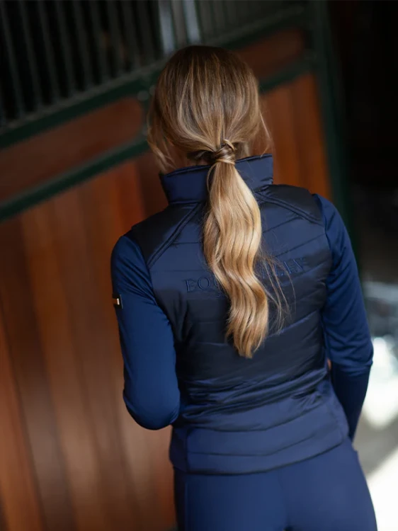 lagoon-blush-equestrian-vest-ridvast-reiterweste-bodywarmer-on2.webp