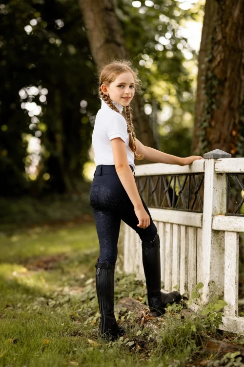 6G25G_590_09.webp
