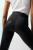 XU5M5_099_08.webp