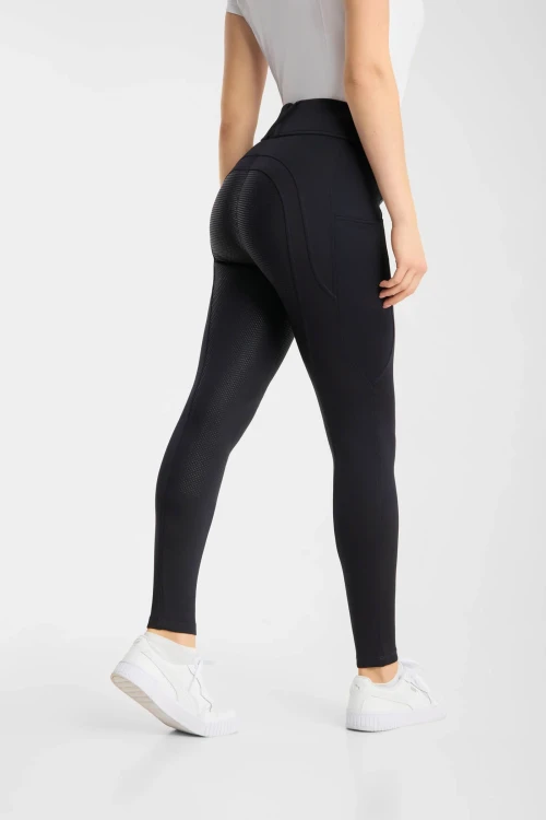 XEKSN_590_02.webp