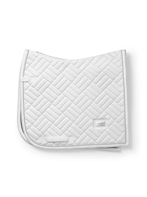 White_Modern_Saddlepad_Dressage_1_1_silverbricka_2000px.webp
