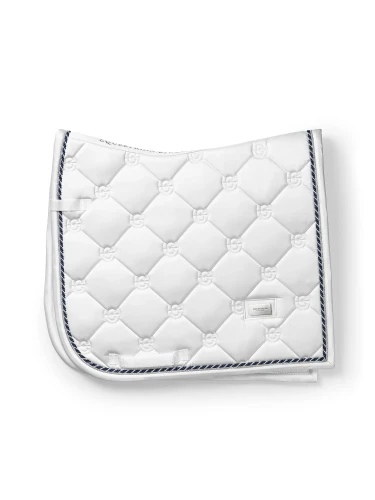 WhitePerfection_Classic_Saddlepad_Dressage_1_1_silverbricka_2000px.webp