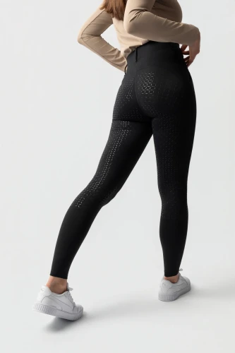 WQF5Q_099_04.webp