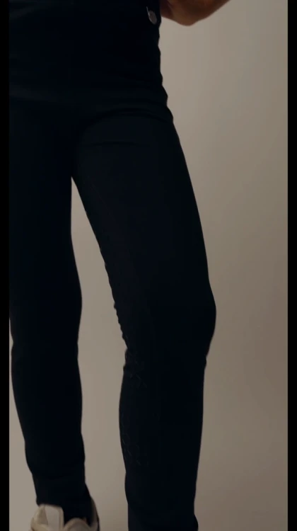 videoframe_10973.png