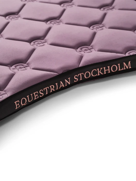 Anemone_Classic_Saddlepad_Dressage_1_2_e.webp