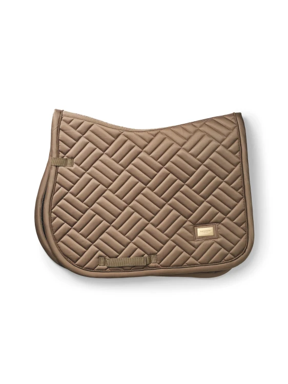 champagne-jump-saddle-pad-studio.webp