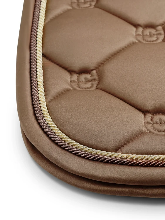 Champagne_Classic_Saddlepad_Cob_Dressage_1_3_2000px.webp