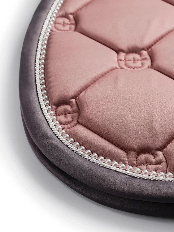 PinkPearl_Classic__SaddlePad_Jump_1_3_2000px.webp
