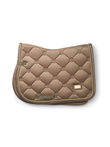 Champagne_Classic_SaddlePad_Jump_1_1_2000px.webp